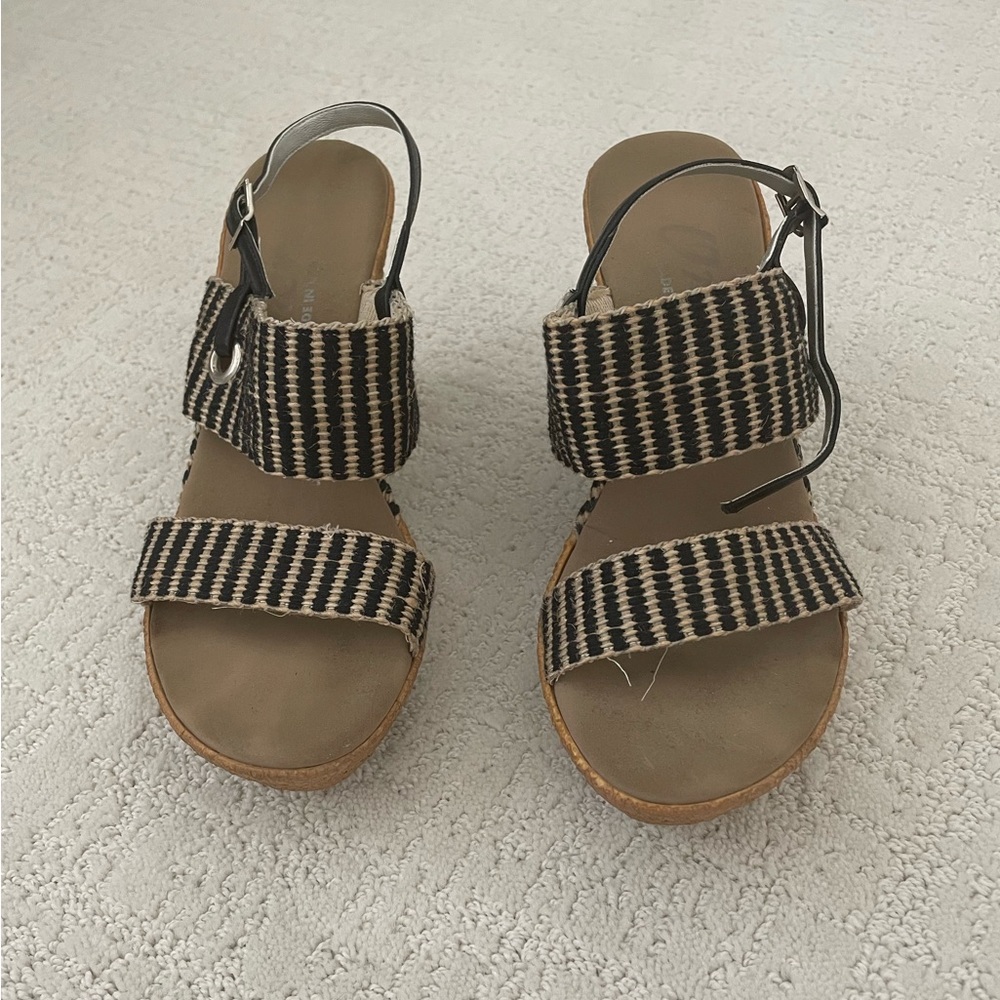 Onex platform sandal